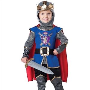 Knight costume size M (4T)